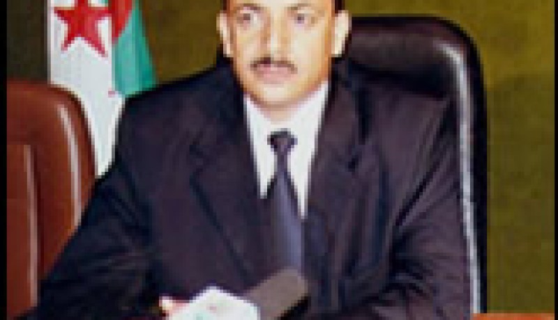 “بنوك خاصة لتدعيم المؤسسات المتوسطة والصغيرة وتجاوز معاناتها”
