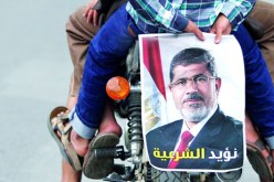 مؤيدو مرسي يتظاهرون في ميدان التحرير بالقاهرة
