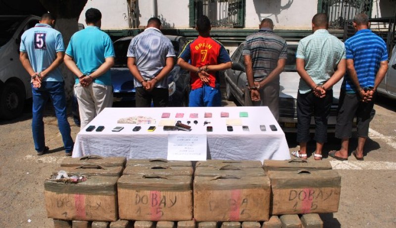 حجز قرابة 5 قناطير من الكيف داخل مخبأ تحت الأرض في أولاد قدور بمغنية