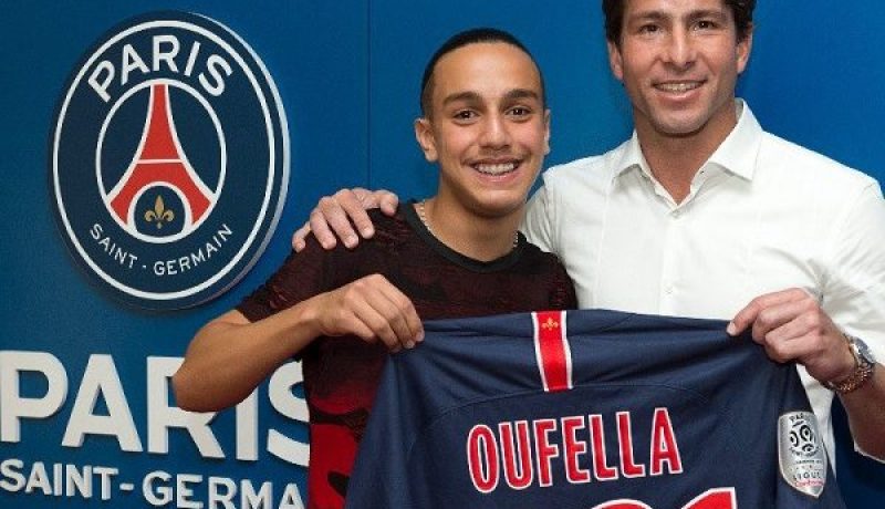 نجم جزائري يمضي في باريس سان جيرمان