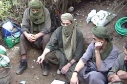 أكثر من 70 إرهابيا يبتزون مواطنين ويحرقون سيارة إسعاف بتيزي وزو