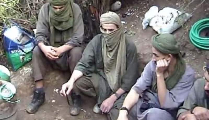 أكثر من 70 إرهابيا يبتزون مواطنين ويحرقون سيارة إسعاف بتيزي وزو