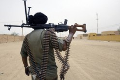 تحركات مسلحة لتفجير جبهة تمرد في صحراء الجزائر