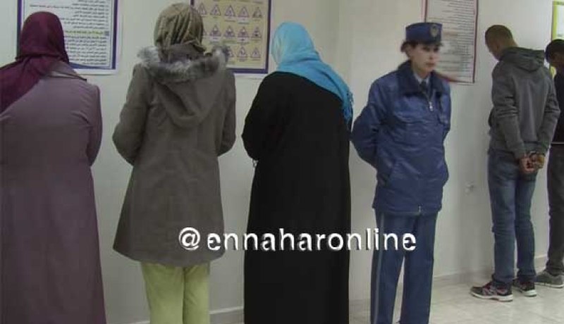 أمن معسكر يفكك محل للفسق وممارسة الدعارة