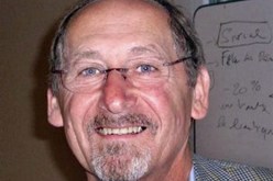 بيار كامات عميل للمخابرات الفرنسية كان في مهمة جوسسة بمنطقة الساحل