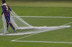 برشلونة يواجه عقوبات مالية بسسب فعلة بيكيه