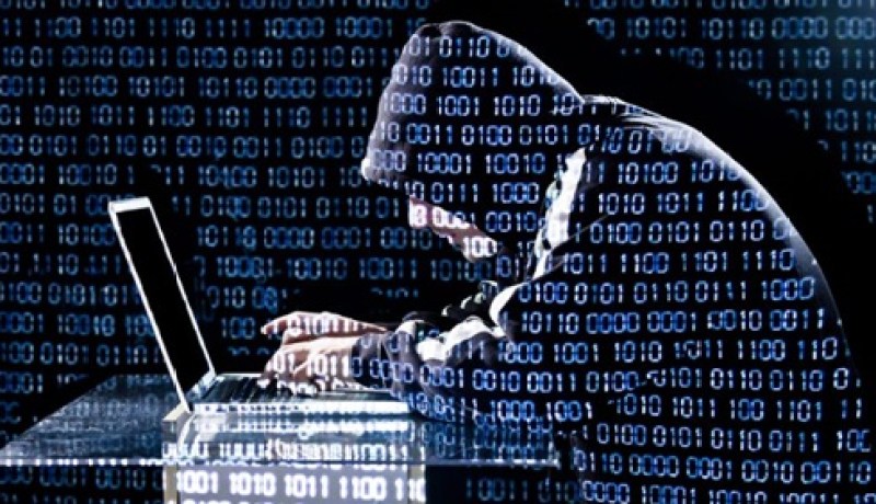 احتجاز شخصين مشتبه بهما في اختراق بريد مديري CIA