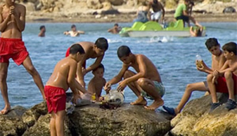 203 شاطئ ممنوع من السباحة و 4236 عون حماية مدنية لتسيير موسم الصيف