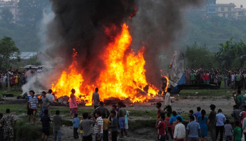 4 قتلى في تحطم طائرة شحن في البيرو