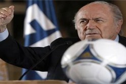 بلاتر: “استعدادات روسيا لكأس العالم 2018 تتقدم على البرازيل “