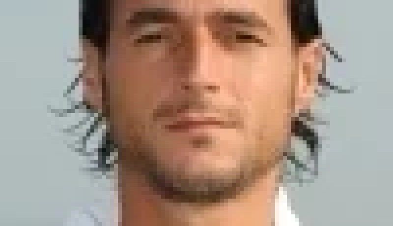 اللاعب الإيطالي بيسولي ينهي إضرابه عن الطعام