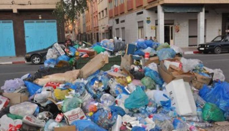 جمع قرابة 500 طن من النفايات المنزلية خلال يومي عيد الأضحى بورقلة