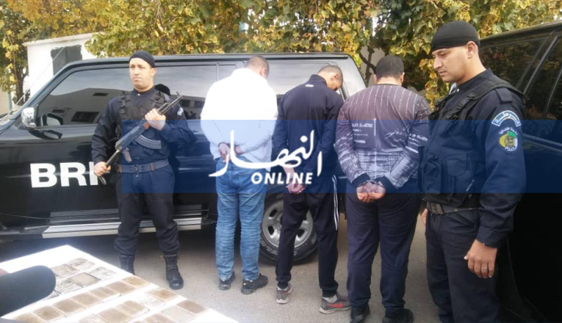 أمن بومرداس يوقف 38 شخصا متورطا في ترويج المخدرات والأسلحة البيضاء