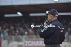 إصابة شرطي بجروح خطيرة بعد رشقه بالحجارة في مباراة بقالمة