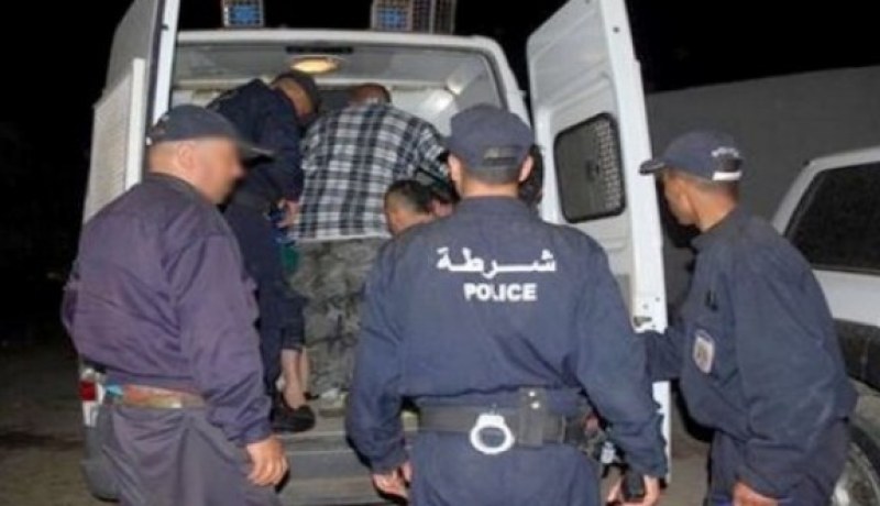 أمن تيارت يوقف 3 أشخاص ويطيح بعصابة سرقة مساكن المواطنين