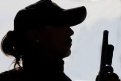 مـحـتـالـة تـتـنـكـر فـي‮ ‬زي‮ ‬للـشـرطـة وتـقـتـحـم مـركــزا لـلــدرك فـي‮ ‬خـنـشـلـــة‮‬