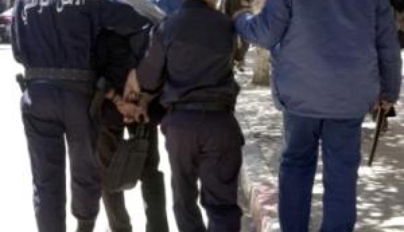 إلقاء القبض على محتال بمستغانم سلب 267 مليار سنتيم من ضحاياه