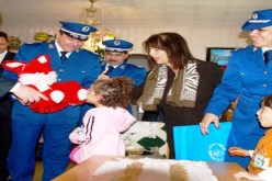 الشرطة تواسي‮ ‬الطفولة المسعفة