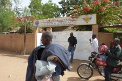 باريس توفد‮ ''‬شرطة محاربة الإرهاب‮'' ‬إلى النيجر للتّحقيق في‮ ‬عملية اغتيال الرّعيتين الفرنسيين