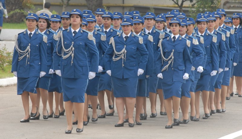 الجزائر تحصي  14 ألف موظفة بسلك الامن الوطني