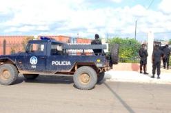 الشرطة الأنغولية تشن حملة اعتقالات في‮ ‬أوساط المشتبه بهم في‮ ‬كابيندا لتأمين‮ الخضر ‬وكومندوس سعدان بروح عالية