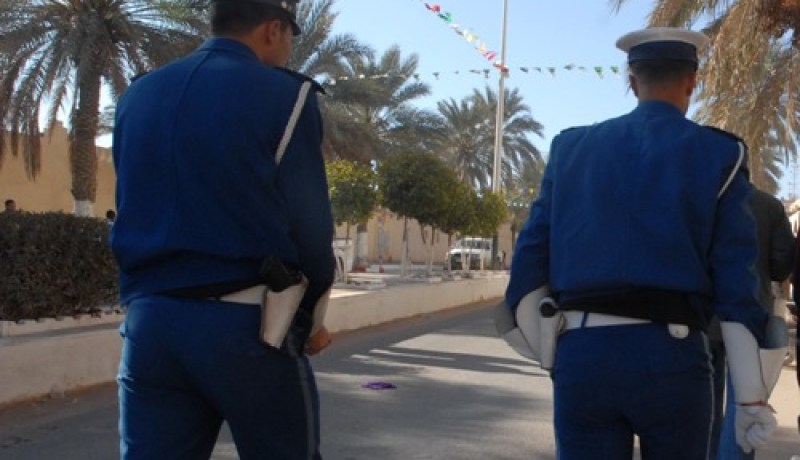 شرطي مزيف يفتش الفنادق لسرقة المقيمين بها في وهران