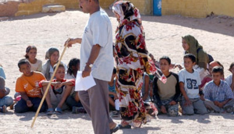 12 طفلا صحراويا في بني ورثيلان