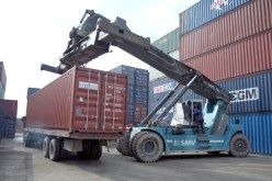 عقد مجموعة من اللقاءات الجهوية لمناقشة العراقيل و الصعوبات التي تواجه التصدير