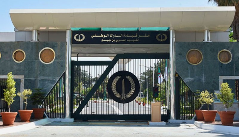 الرئيس تبون ينهي مهام الجنرال سرهود ويعين العميد قواسمية رئيسا لأركان الدرك