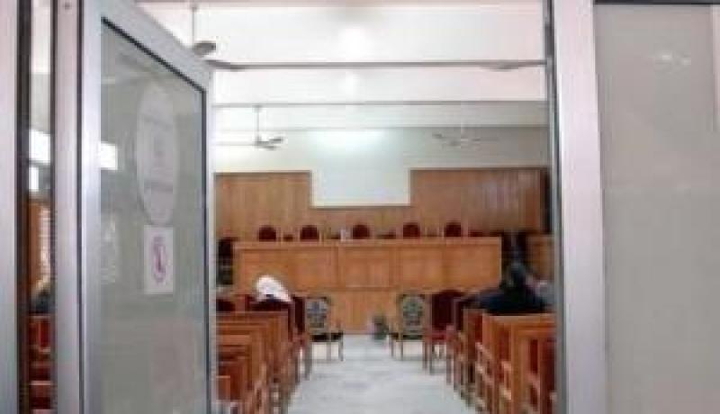 قتلوه ضربا بمطرقة على الرأس وهشموه بالسيوف بسبب هاتفه النقال بتيارت