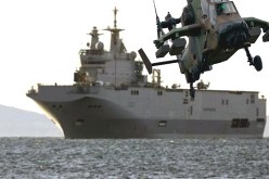 القوات البحرية تمثل تدخلا لإجلاء جرحى بعد إصطدام قاربين بسواحل الغزوات