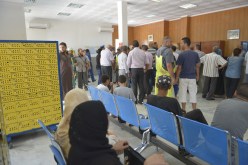 مراكز البريد.. شجارات وطوابير لا منتهية مع اقتراب الأضحى!