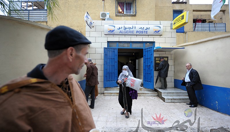 موظفة في مركز بريد بومرداس تستغل حسابات زبائن وتسطو عليها بواسطة صكوك مزوّرة