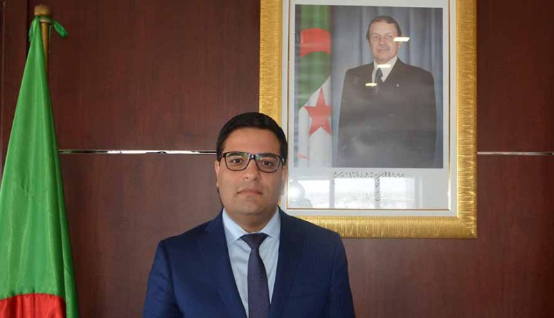 نقابية برتبة مديرة مركزية في بريد الجزائر