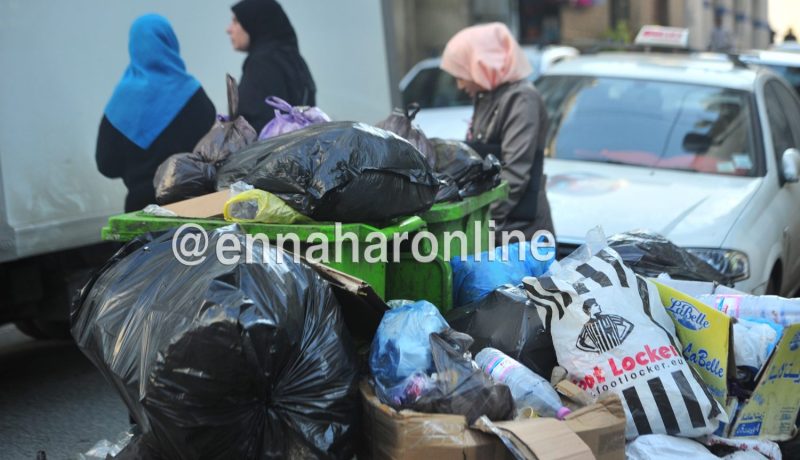القمامة تغرق شوارع مسعد بعد إضراب عمال النظافة