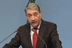 بن فليس يتعهد بالحفاظ على الإجراءات الهامة التي اتخذت في قطاع الشغل في حال انتخابه رئيسا للجمهورية