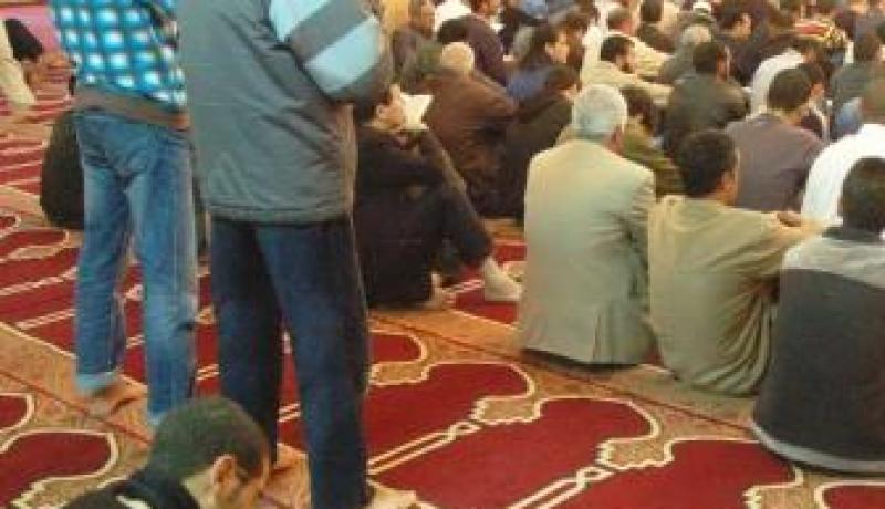 صلاة الجمعة يوم السبت