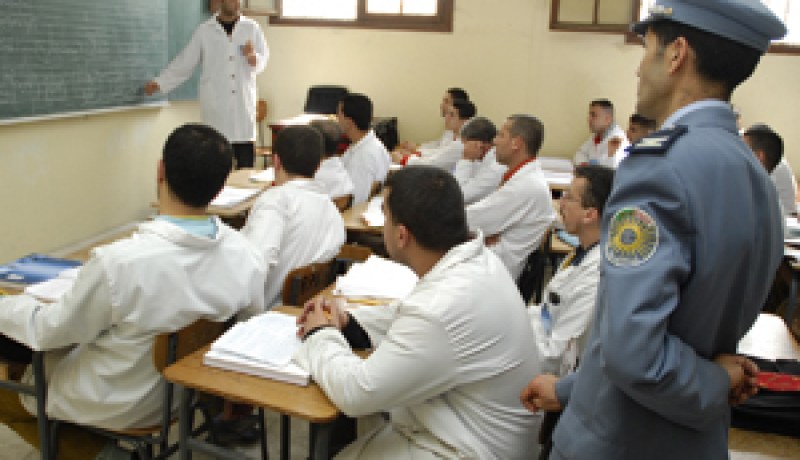 “النهار” تشارك المساجين المتفوقين فرحتهم بسجن العلاليق بعنابة… 58 مترشحا لشهادة البكالوريا نجح منهم 57المؤسسة تحتل المرتبة الأولى وطنيا