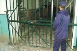 محاول الانتحار بقطع جهازه التناسلي رهن الحبس