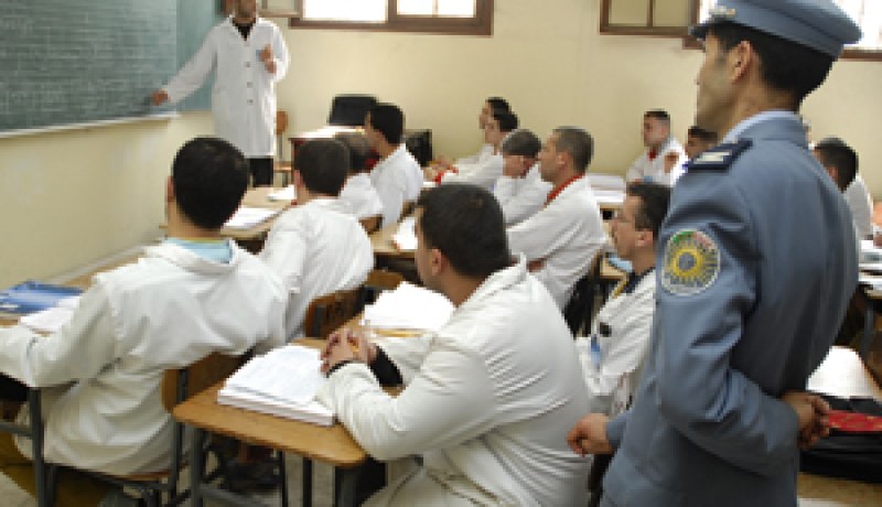 بن بوزيد لـ “النهار”: نزلاء سجن “سيدي بلعباس” تحصلوا على 0 معدل بعد غشّهم في امتحان شهادة التعليم المتوسط وستطبق عليهم الإجراءات القانونية اللازمة