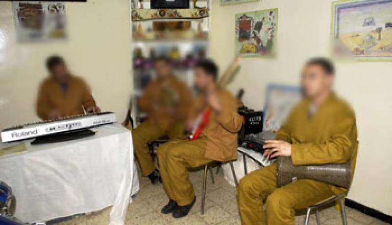 يوميات سجناء سركاجي: العفو الرئاسي، العهدة الثالثة، والحرقة