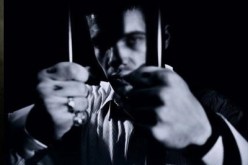 يجد نفسه وراء القضبان لاستفساره عن رفض دفع راتب والده