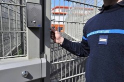 إيداع جزائري السجن بفرنسا بتهمة دعم الإرهاب