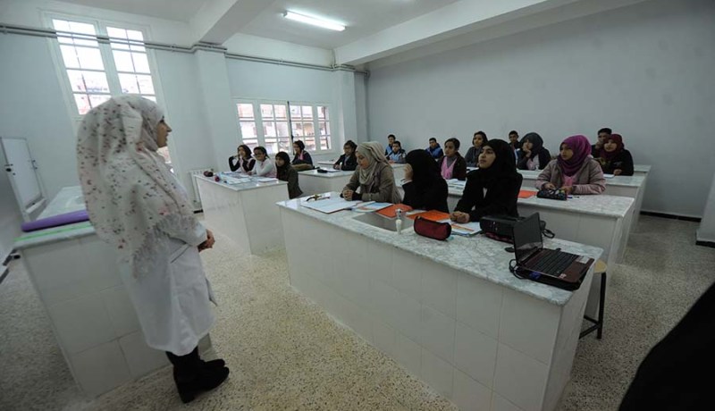 تعويض الدروس في الأسبوع الأول من العطلة وحضور التلاميذ إجباري