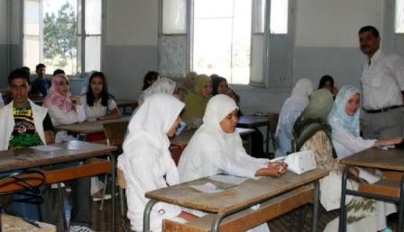 إنذارات وتوبيخات يومية للأساتذة بناء على تقارير سرية لمدراء التربية