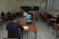 الموظفون يهددون بالدخول في مسيرة احتجاجية وشل سير الامتحانات الفصلية