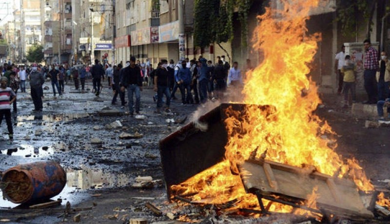 إعتقال عشرات المتظاهرين في انقرة