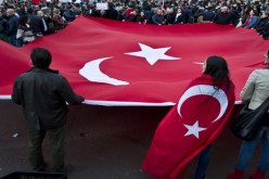 المتظاهرون يحتلون مجددا ساحة تقسيم في تركيا