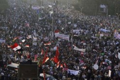 مستشار لمرسي: ما يجري “انقلاب عسكري”