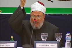 القرضاوي :حماس لم تخطئ حين أنهت التهدئة